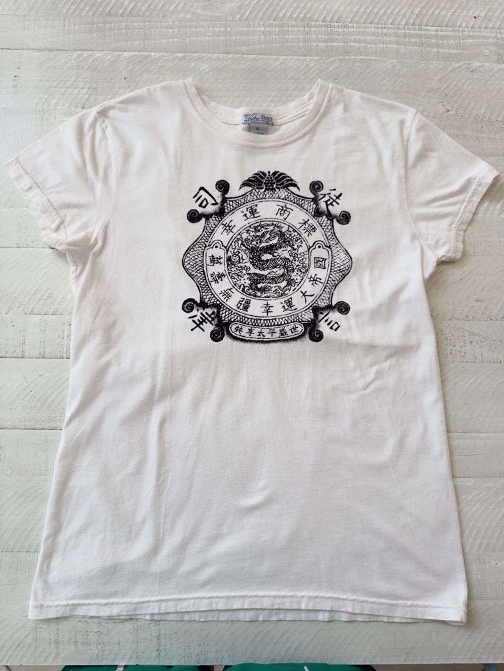 Lucky Brand Vintage Y2K Asian White & Black Graphic Tee Size XL